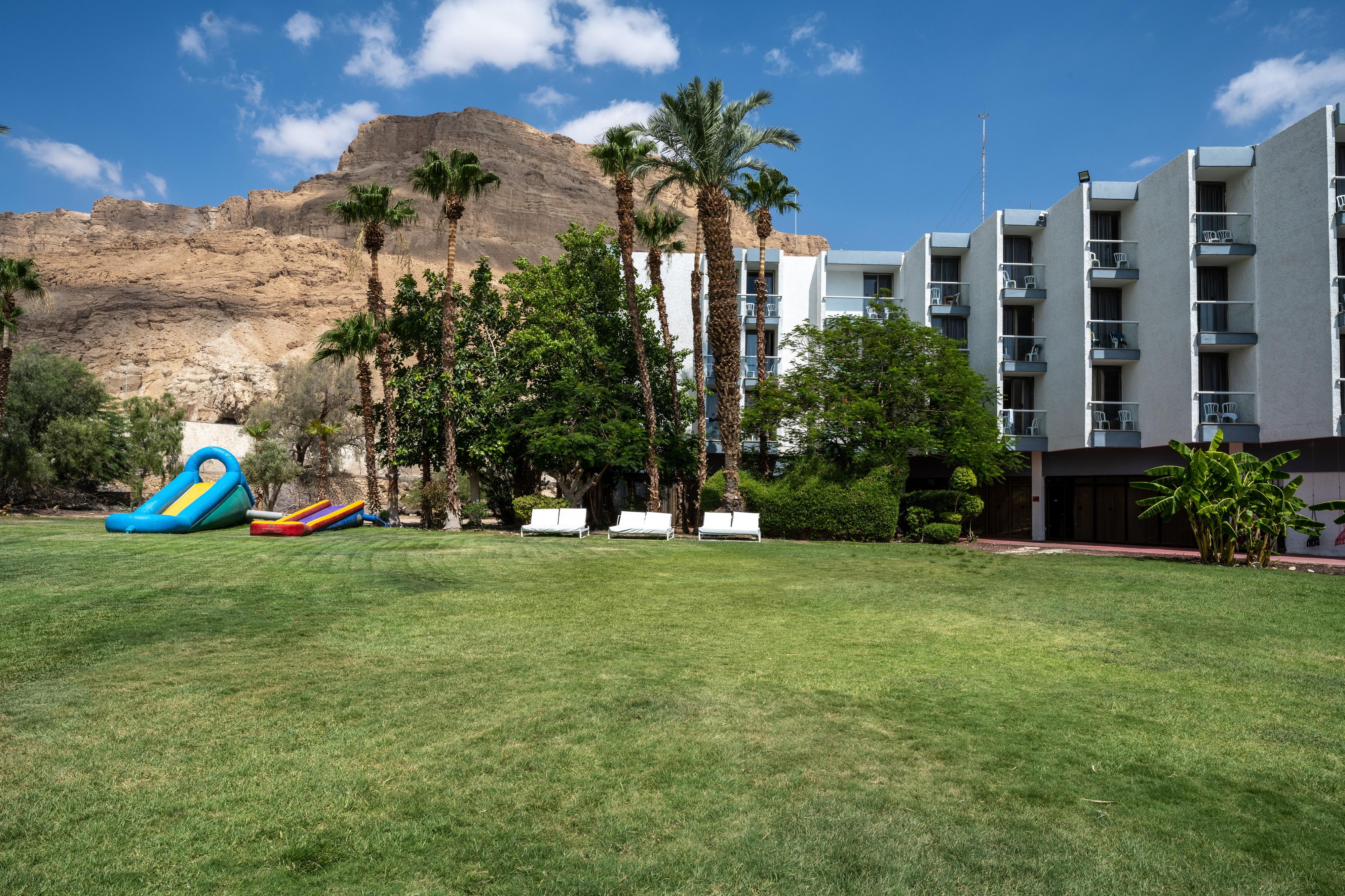Leonardo Inn Hotel Dead Sea Ein Bokek Exterior photo